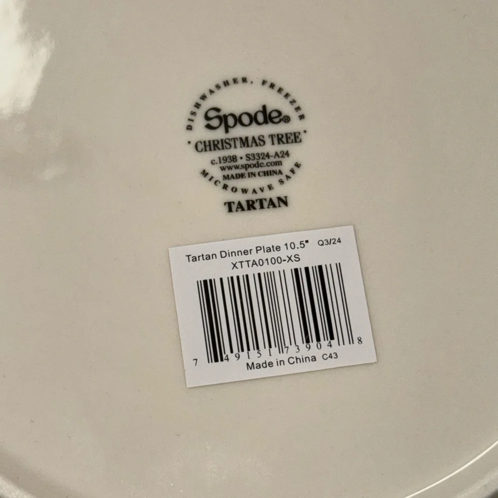 NWT NEW Spode Christmas Tree Tartan 10.5” Dinner Plate Plates Set of 4 - Picture 4 of 5